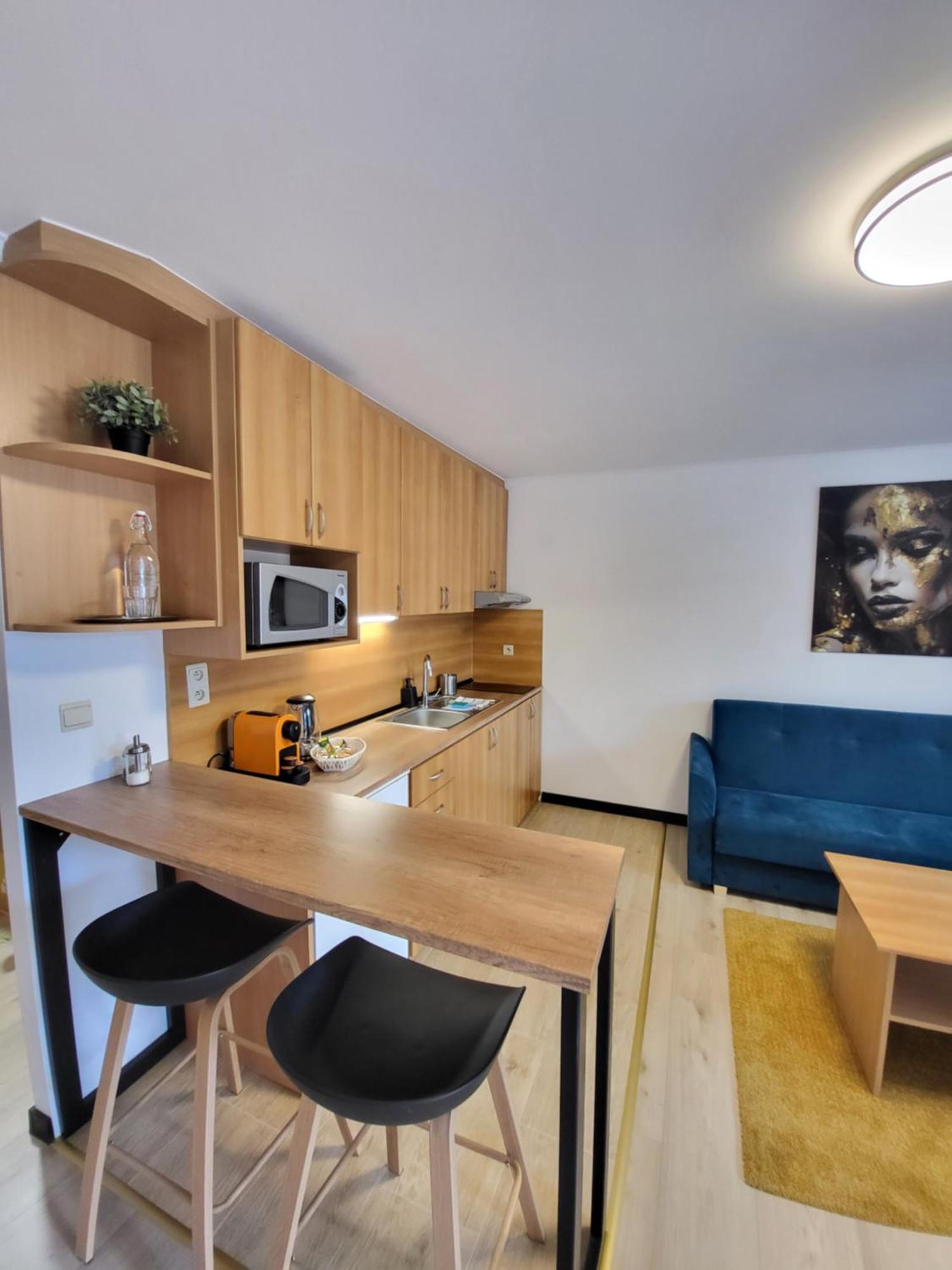 Apartmany Tereza & Free Parking บราติสลาวา ภายนอก รูปภาพ